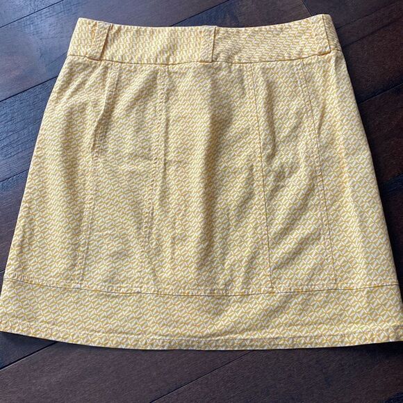 LL Bean mini skirt yellow white womens size 8 buttons pockets - Picture 3 of 5